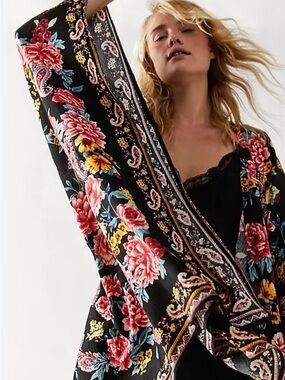 Free People Do Everything in Love Floral Black Kimono One Size XS S M L NWOT NEW